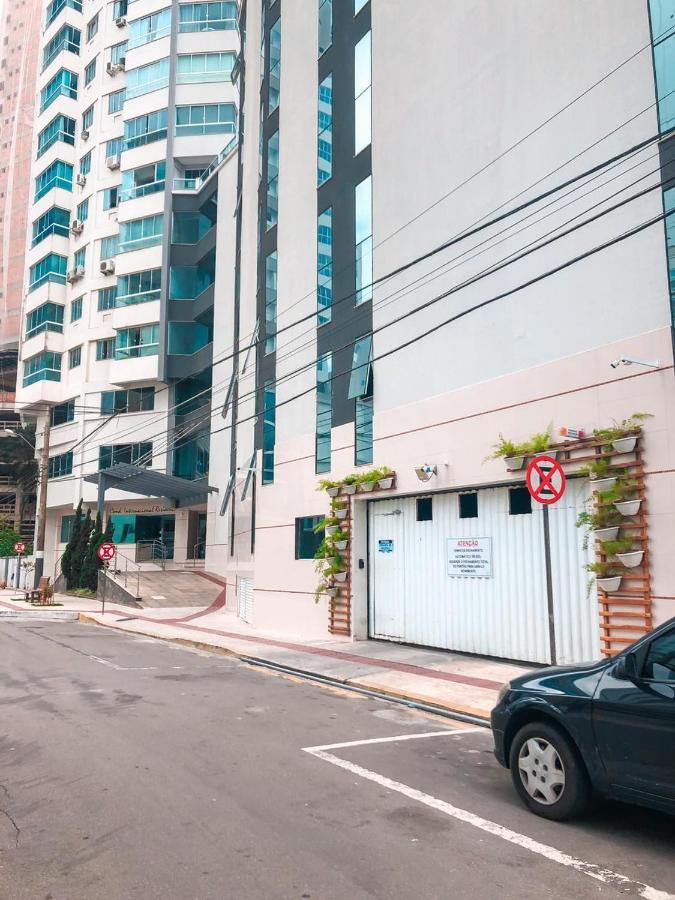 Apto 1 Dorm Frente Mar * Balneario Camboriu